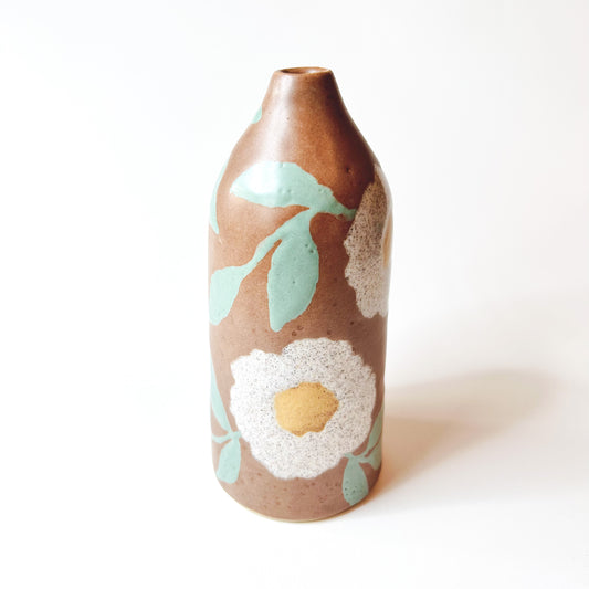 White & Hazelnut Bud Vase